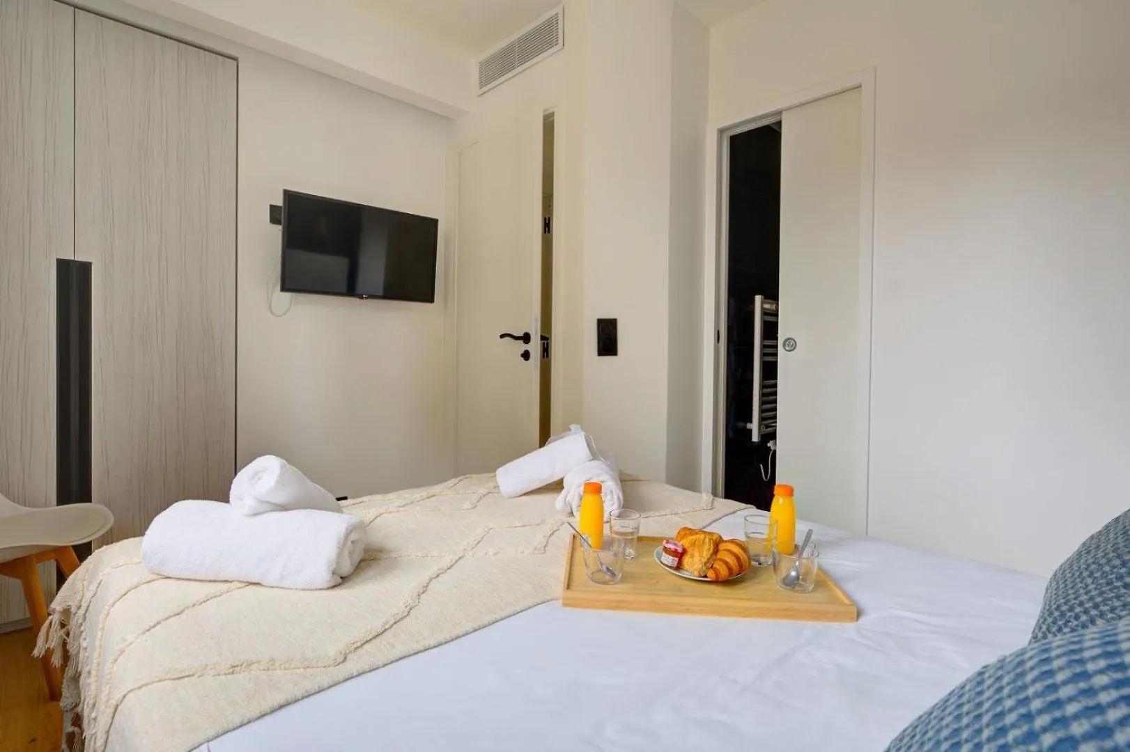 Bluestay 52 - Superbe Appartement A Paris 15 0*,  France