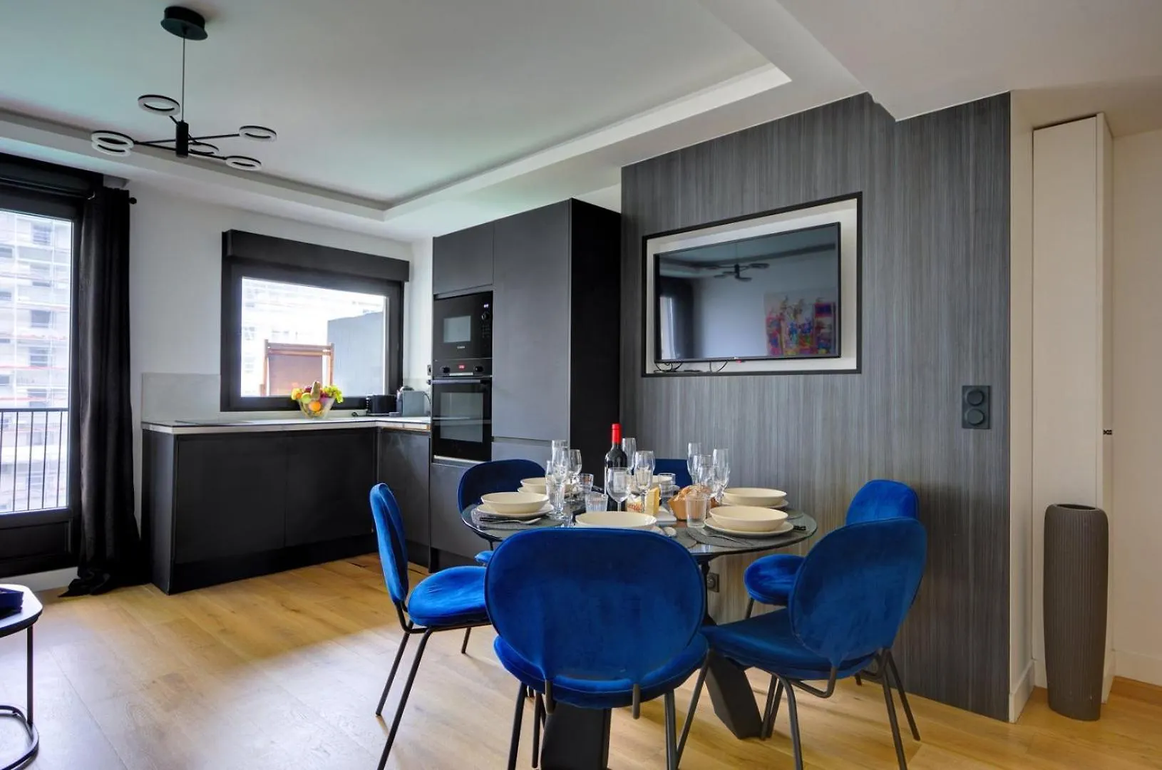 Bluestay 52 - Superbe Appartement A Paris 15 0*,  France